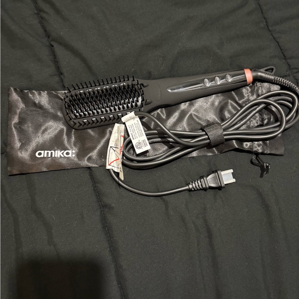 Amika Black Hair Styling Brush with Pouch
